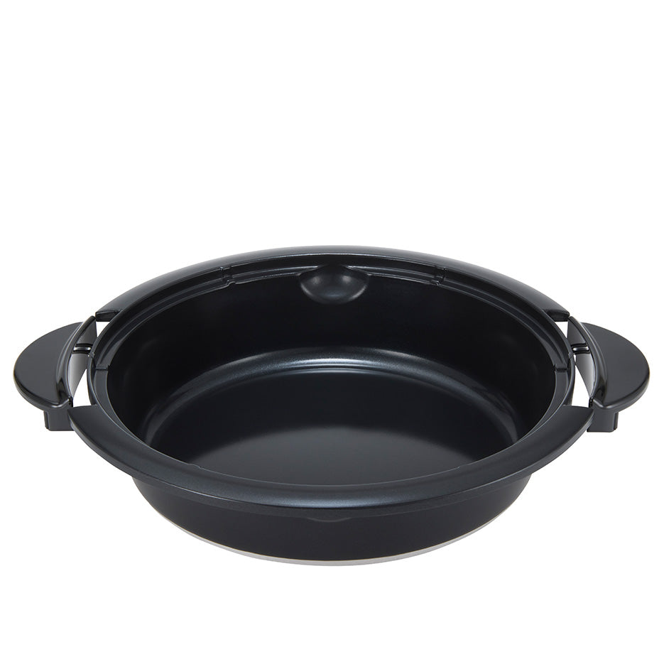 Stay cool side handles make removal of cooking pan quick and easy