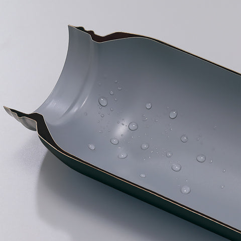 Easy-to-clean nonstick coated interior resists odors and stain