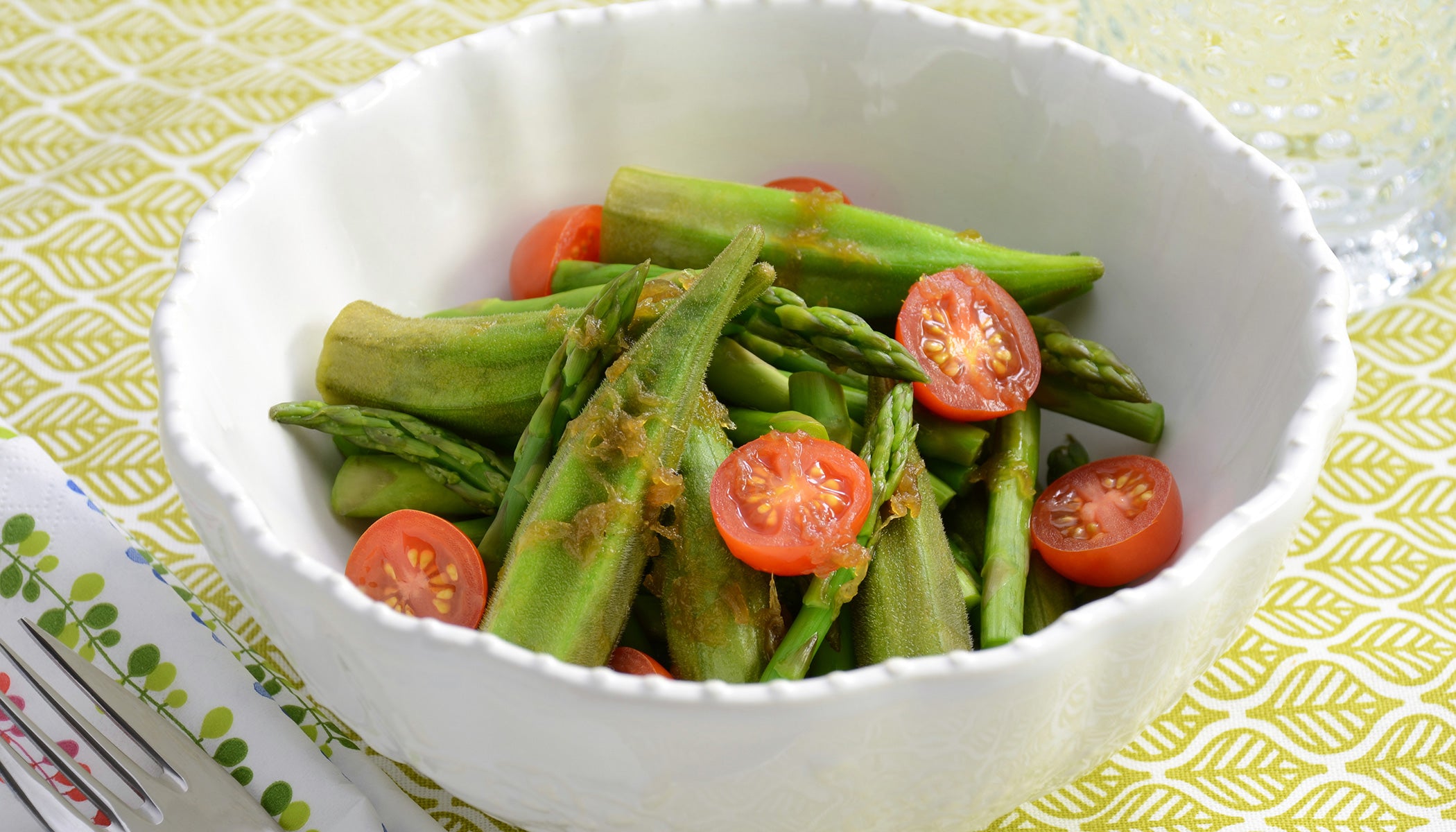 Zojirushi Water Boiler Recipe - Okra, Asparagus and Tomato Salad