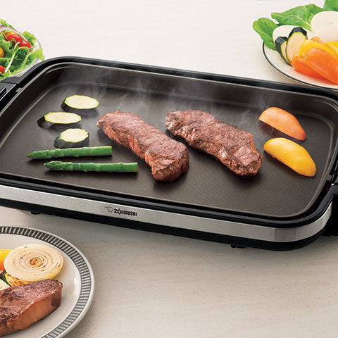Extra large 19" x 12-1/2" cooking surface