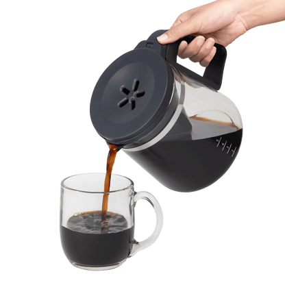 EC-DAC50 glass carafe with clean pour spout design.