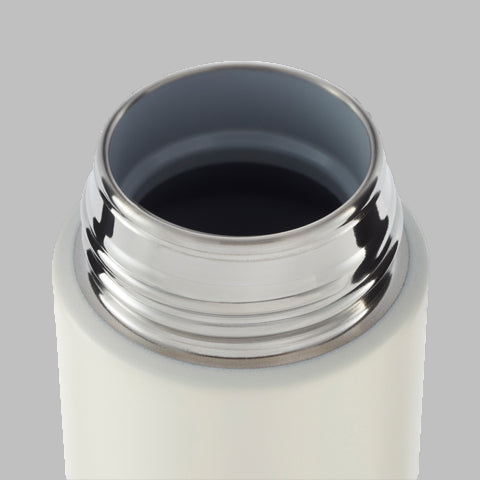 The rounded bottle opening is smooth and comfortable when drinking and cleaning
