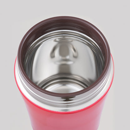 SlickSteel® finish resists corrosion and repels stains